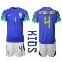 Brasilien Marquinhos #4 Udebane Trøje Børn VM 2022 Kortærmet (+ Korte bukser)